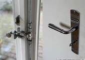 hochwertige Tür und Fensterbeschläge - 