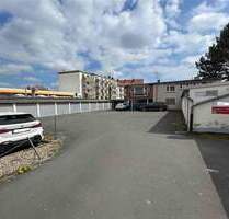 Bad Wilhelmshöhe! Bebautes Grundstück mit 17 Garagen, Wohnhaus und Gewerbeeinheit - Kassel