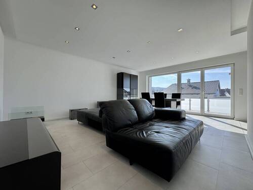 Wohn-/Essbereich I - 2 Zimmer Etagenwohnung zur Miete in Heppenheim