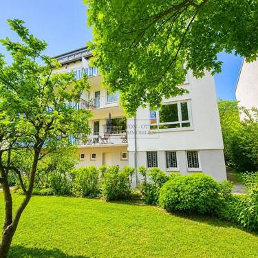 Rückansicht mit Garten und Zugang zur Wachmannstraße - 