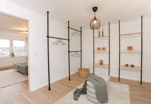 OG Ankleidezimmer/ Büro - 