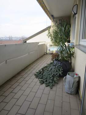 überdachter Balkon mit grandiosem Fernblick - 