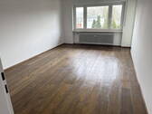 Wohnzimmer - 3-Zimmer Wohnung mit Balkon im 4. OG in Lindau (Bodensee)