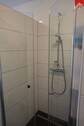 großzügige Dusche - 