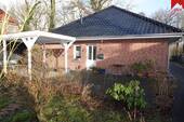 Schöne Doppelhaushälfte - Wohnen im Grünen: Bungalowhälfte zur Miete in ruhiger Lage von Aurich - Egels!