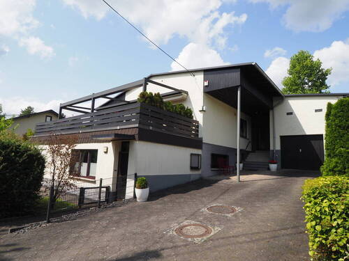 Frontansicht - 6 Zimmer Einfamilienhaus zum Kaufen in Hilgert