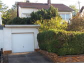 Garage und Stellplatz - Etagenwohnung mit 100,00 m² in Wiesbaden-Medenbach zum Kaufen