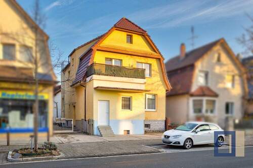 Außenansicht - 7 Zimmer Mehrfamilienhaus, Wohnhaus zum Kaufen in Rüsselsheim