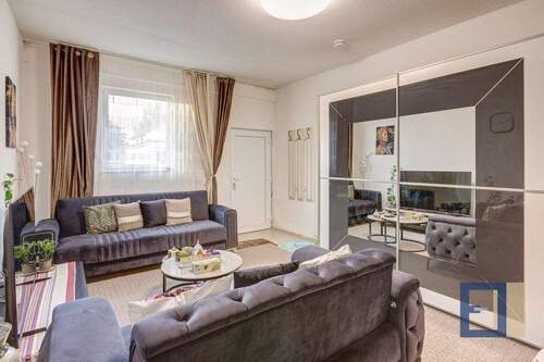 Wohn und Schlafzimmer WHG 1 - Mehrfamilienhaus, Wohnhaus mit 175,00 m&sup2; in Rüsselsheim zum Kaufen