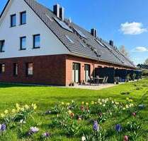 Modernes Reihenhaus mit ausgebautem Dachboden, Großcarport, Kaminanschluss & Sonnenterrasse - Rostock Nienhagen