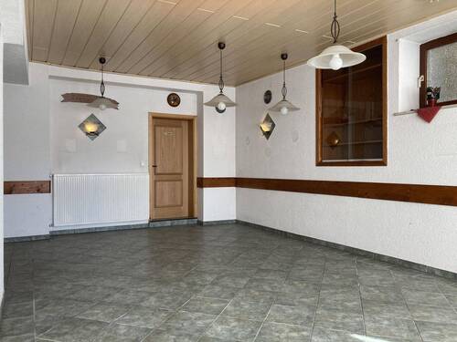 Fläche EG ehem. Gaststätte - 