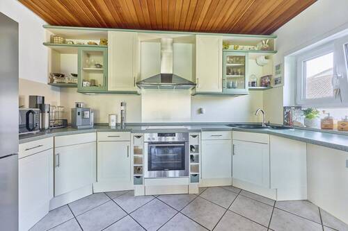 Praktische Einbauküche Erdgeschoss - 