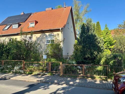 Bild 2 - 4 Zimmer Doppelhaushälfte zum Kaufen in Weimar