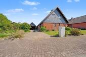 Hausansicht - Mehrfamilienhaus, Wohnhaus mit 138,70 m&sup2; in Kellinghusen zum Kaufen