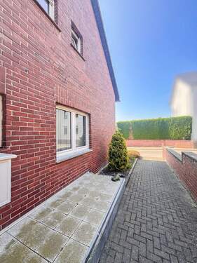 1.2 Zuweg EG-Wohnung - 8 Zimmer Mehrfamilienhaus, Wohnhaus zum Kaufen in Baesweiler