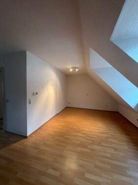 IMG_0771.jpeg - gemütliche Single-Wohnung in Alt-Saarbrücken