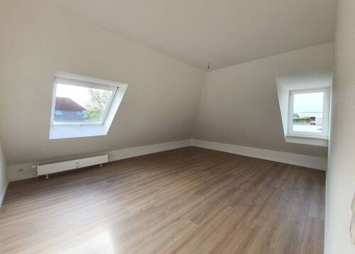 Zimmer 2 - Etagenwohnung mit 80,90 m&sup2; in Dresden zur Miete