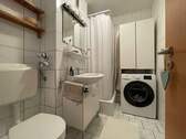 Badezimmer - Etagenwohnung mit 33,50 m² in Hannover zum Kaufen