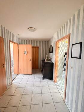 4 - Mehrfamilienhaus, Wohnhaus mit 198,00 m² in Baesweiler / Setterich zum Kaufen