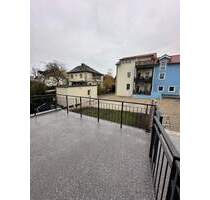 ! EG Hochparterre Wohnung mit großzügiger Terrasse ! - Berlin Altglienicke