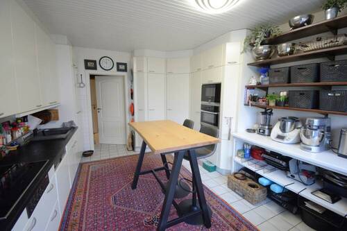 Küche - 7 Zimmer Einfamilienhaus in Schalkholz