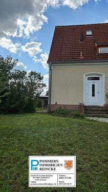 Ansicht Haushälfte.jpg - 3 Zimmer Reihenendhaus zum Kaufen in Anklam