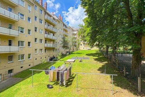 Innenhof mit Spielplatz - 