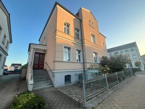 Separater Eingang zur Praxis - 7 Zimmer Büro zur Miete in Waren (Müritz)