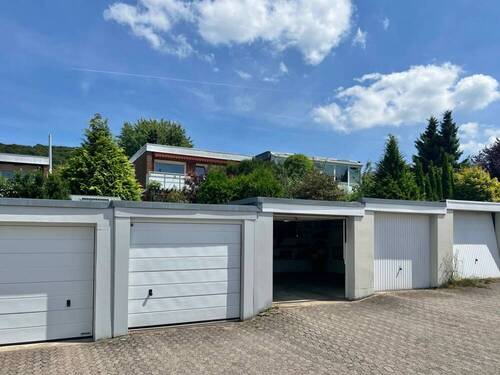 Garagenzufahrt - 