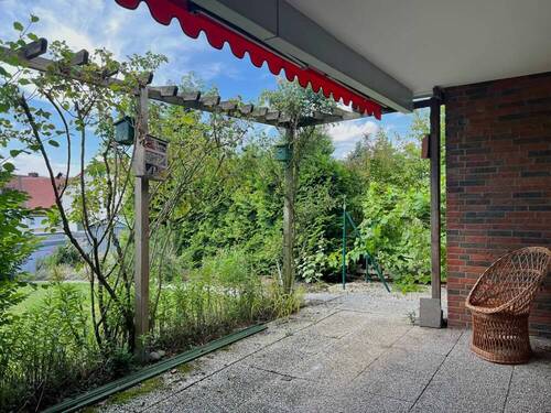 Terrasse mit Garten - 