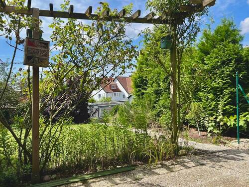 Terrasse mit Garten - 