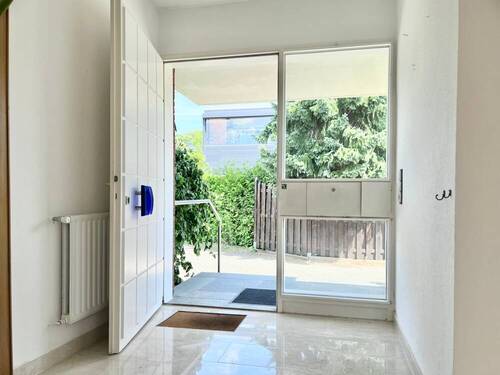 EG Hauseingang - 