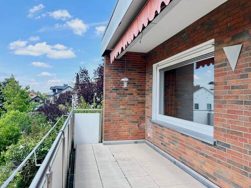 EG großer Balkon - 
