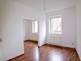 Wohnzimmer - 2 Zimmer Etagenwohnung zur Miete in Bautzen