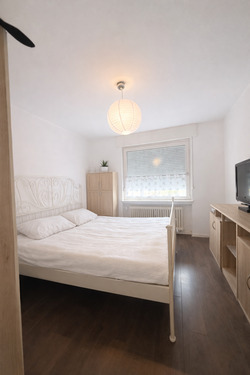 Schlafzimmer EG - 
