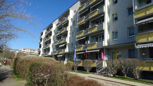 Außenansicht1 - Nachmieter gesucht! - 350,00&nbsp;EUR Kaltmiete, ca.&nbsp; 60,20&nbsp;m&sup2;&nbsp;Wohnfl&auml;che