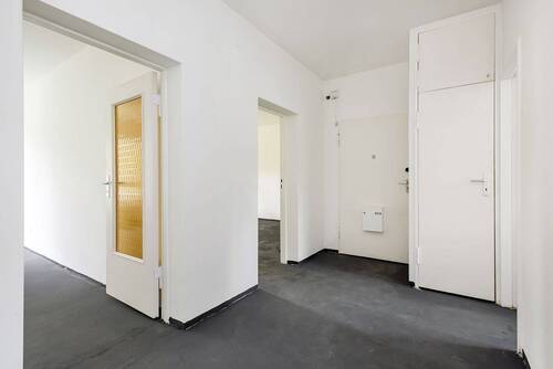 Flur - 2 Zimmer Etagenwohnung in Berlin