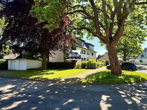 Giebelseite/Garage - Mehrfamilienhaus, Wohnhaus mit 360,00 m&sup2; in Düsseldorf zum Kaufen