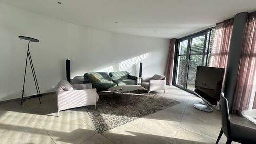 Bild 3 - 5 Zimmer Etagenwohnung in Essen