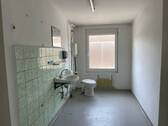 WC 1 (oben) - 