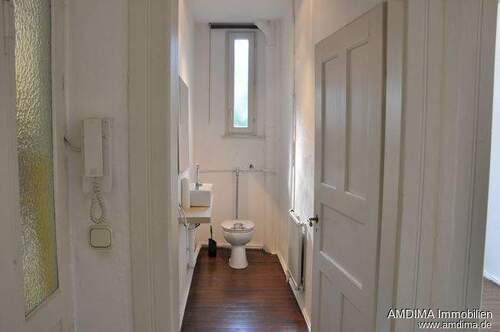 Toilette - 6 Zimmer Etagenwohnung in Nürnberg