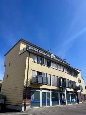 Hausansicht Westseite.jpg - 2 Zimmer Etagenwohnung zum Kaufen in Donaueschingen