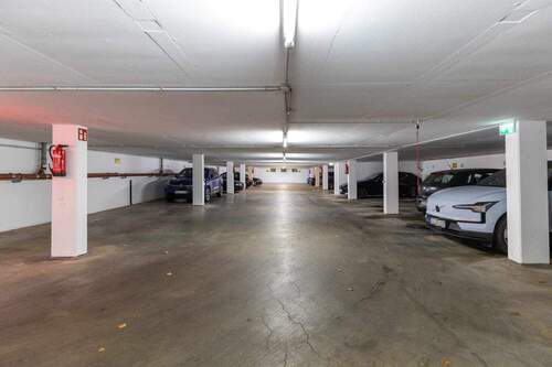 Tiefgarage - 
