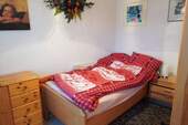 Schlafzimmer im Erdgeschoss - 