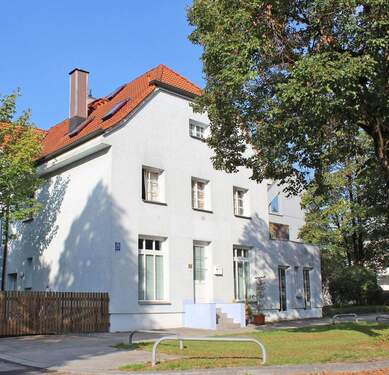 Ansicht Gebäude Großhadern - +++ Möbliert +++ sehr hell und sonnig +++ Großhadern +++