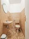 Gäste-WC im EG - 1 Zimmer Mehrfamilienhaus, Wohnhaus in Itzehoe