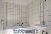 Tageslichtbad mit Wanne - 