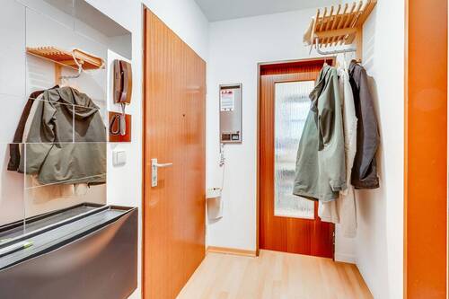 Eingangsbereich - 1 Zimmer Etagenwohnung zum Kaufen in Unterhaching