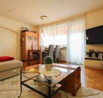 Lichtdurchflutete 3-Zi.-Whg. mit zwei Extraräumen - ideal für Paare & kleine Familien - Mühlheim am Main