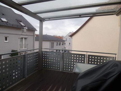 Balkon mit Überdachung - 